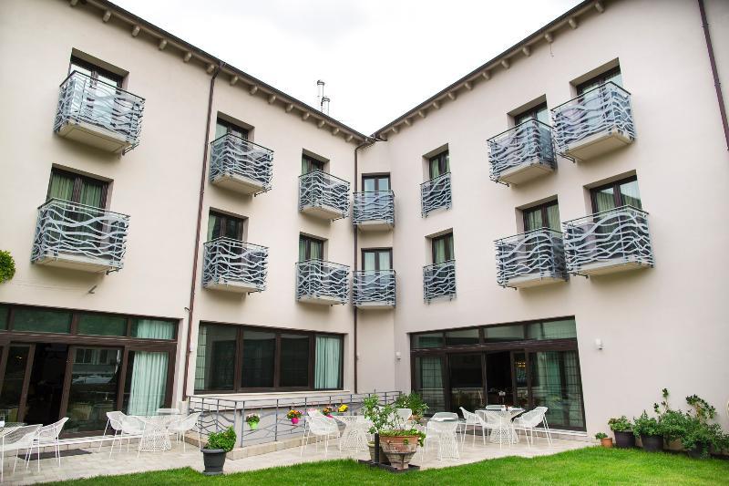 Canyon & 4* Калаврита